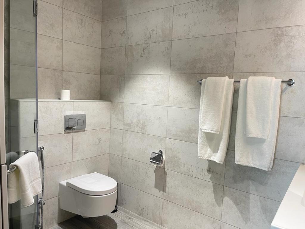 דוחה Almanzil Residence & Suites מראה חיצוני תמונה