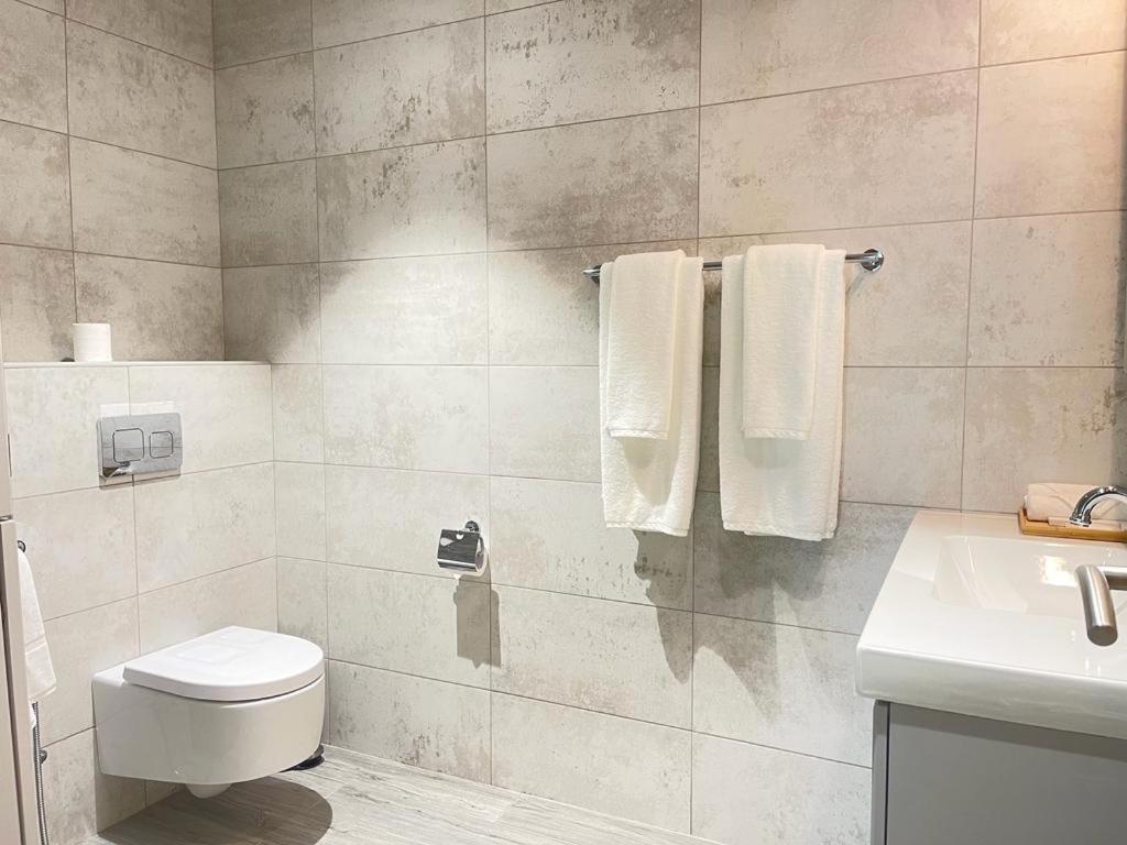 דוחה Almanzil Residence & Suites מראה חיצוני תמונה